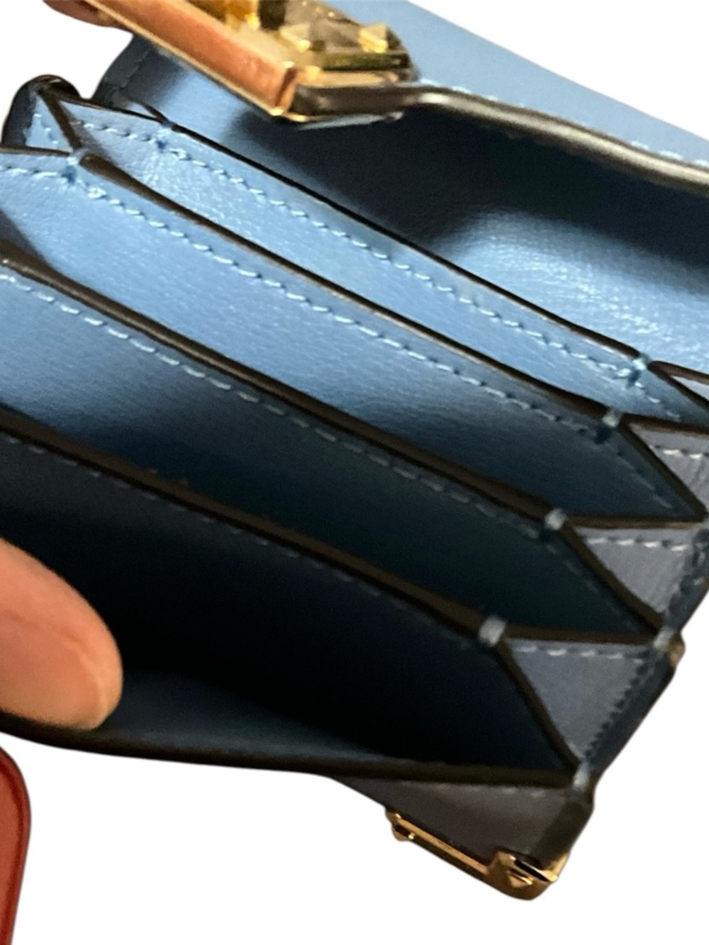 NWOT Michael Kors Kinsley Accordion Card Wallet - Picture 3 of 4